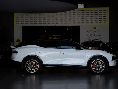 2025 لوتس اليترا اس