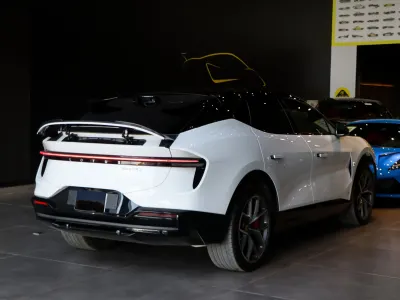 2025 لوتس اليترا اس