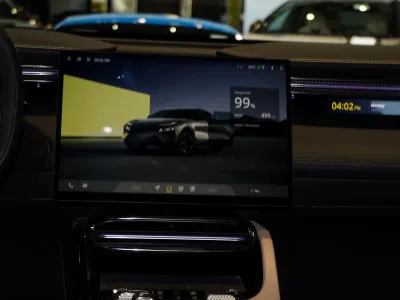 2025 لوتس اليترا اس