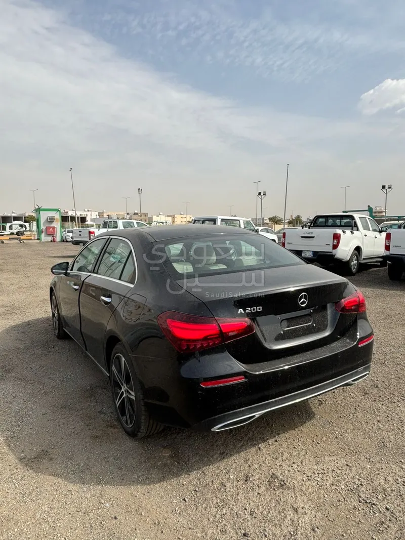 2026 مرسيدس - بنز أي 200