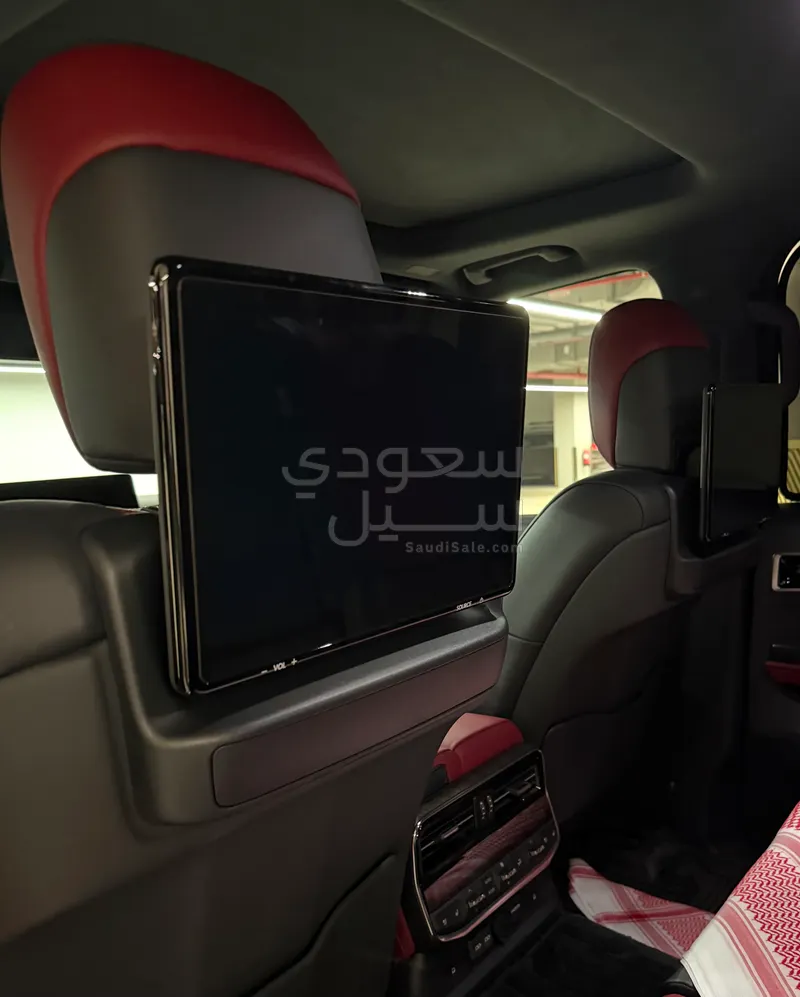 2025 تويوتا لاند كروزر جي ار سبورت