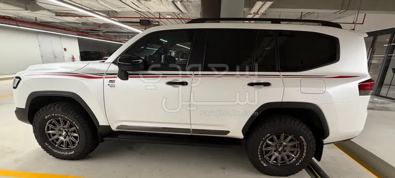 2025 تويوتا لاند كروزر جي ار سبورت