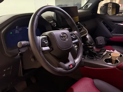 2025 تويوتا لاند كروزر جي ار سبورت