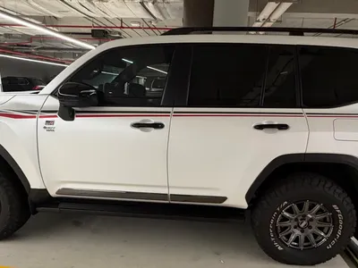 2025 تويوتا لاند كروزر جي ار سبورت