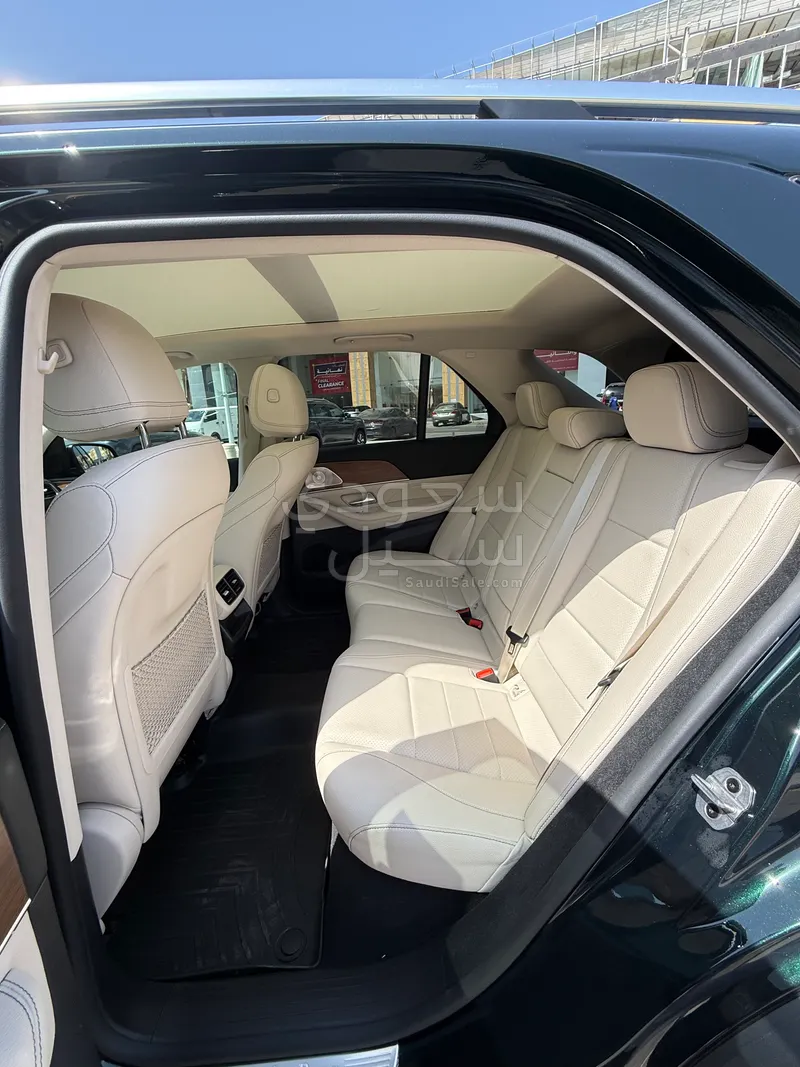 2022 مرسيدس - بنز جي إل إي 350