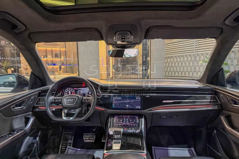 2021 اودي كيو 8 أر إس