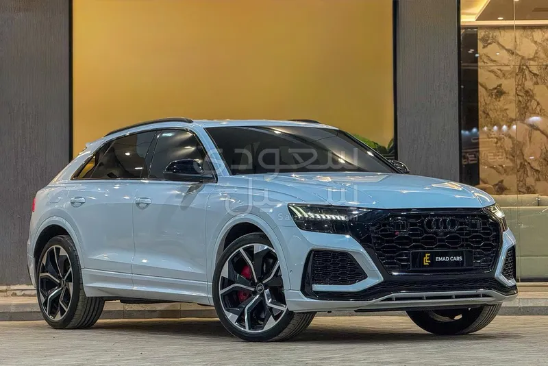 2021 اودي كيو 8 أر إس