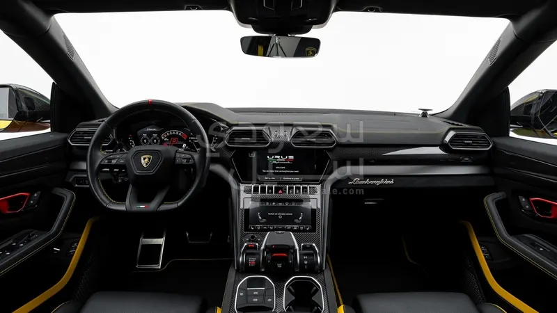 2023 لمبرجيني اوروس بيرفورمانتي