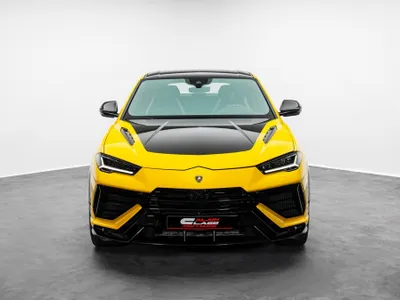 2023 لمبرجيني اوروس بيرفورمانتي