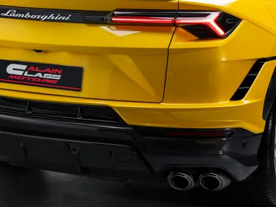 2023 لمبرجيني اوروس بيرفورمانتي