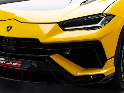 2023 لمبرجيني اوروس بيرفورمانتي