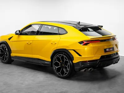 2023 لمبرجيني اوروس بيرفورمانتي