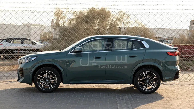 2025 بي ام دبليو الفئة اكس 2