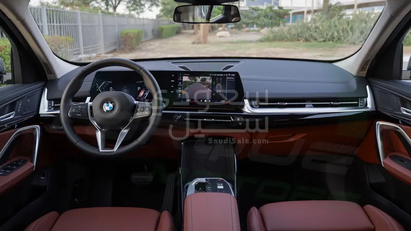 2025 بي ام دبليو الفئة اكس 2