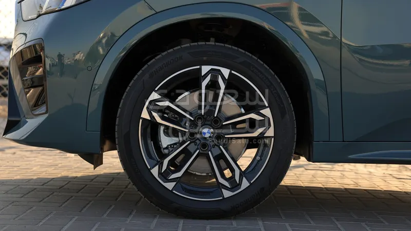 2025 بي ام دبليو الفئة اكس 2