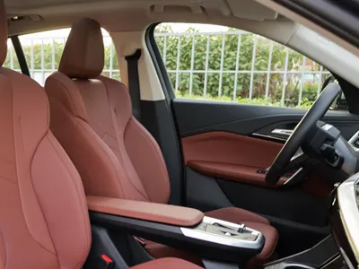 2025 بي ام دبليو الفئة اكس 2