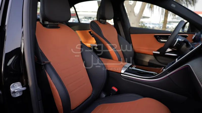 2026 مرسيدس - بنز سي 200 أي إم جي