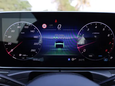 2026 مرسيدس - بنز سي إل إي 200