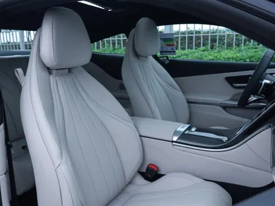 2026 مرسيدس - بنز سي إل إي 200