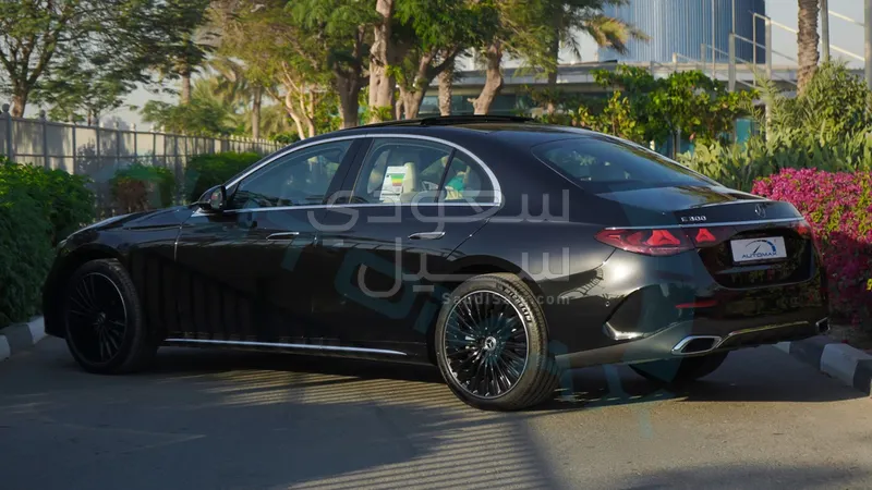 2026 مرسيدس - بنز إي 300