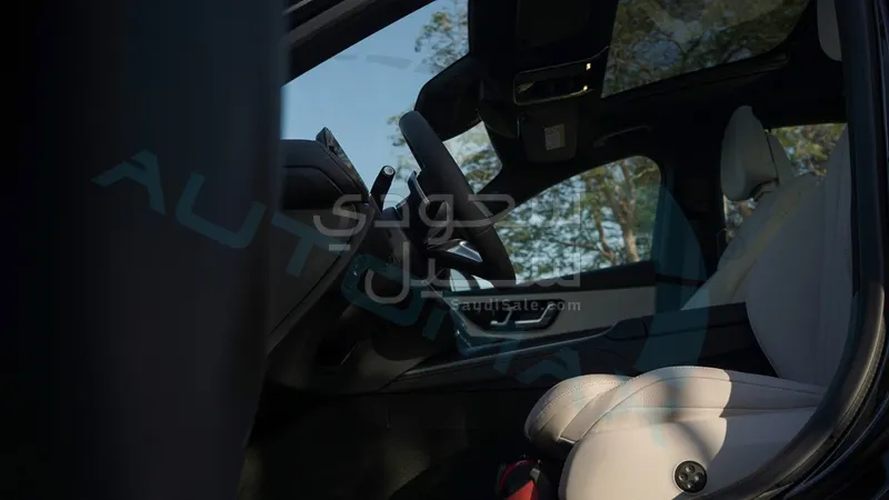 2026 مرسيدس - بنز إي 300