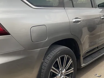 2016 لكزس إل إكس 570