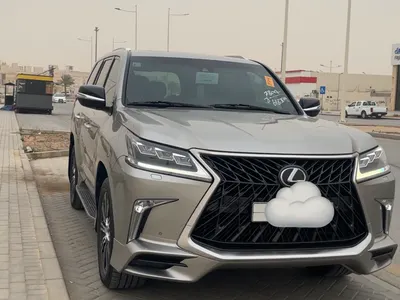 2016 لكزس إل إكس 570