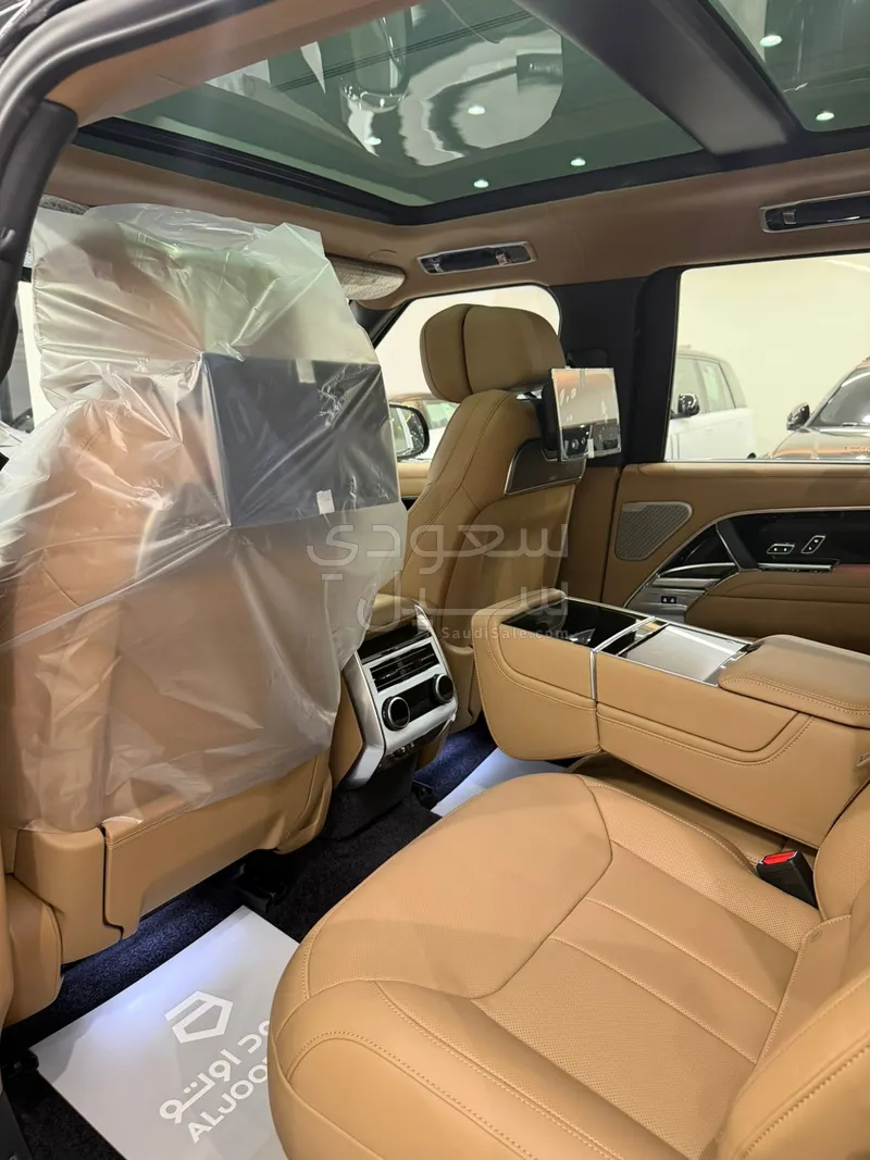 2026 لاند روفر رينج روفر اوتوبيوغرافي