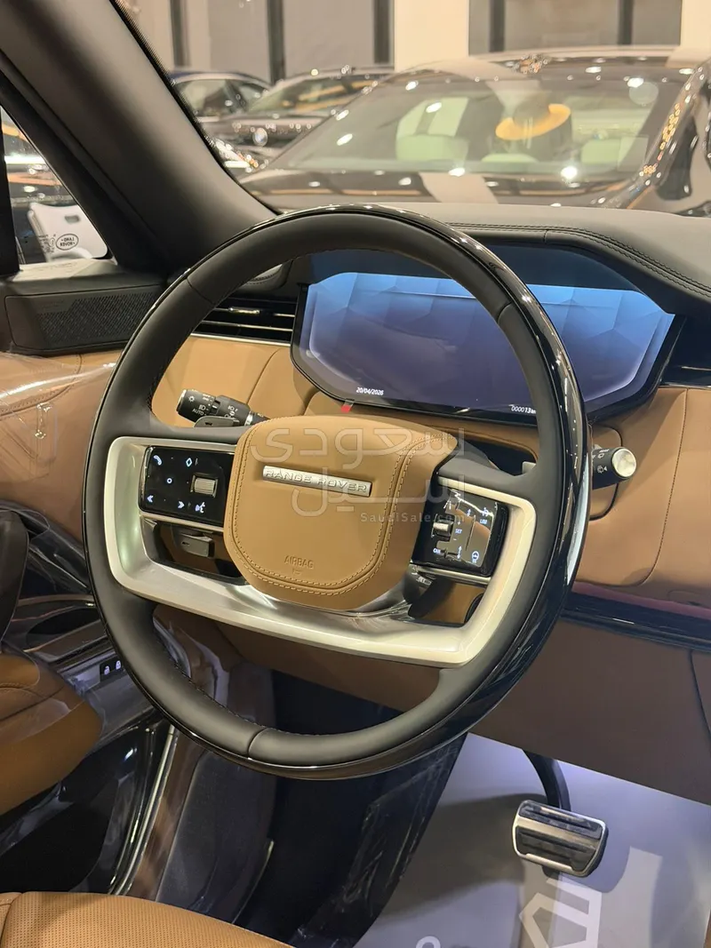 2026 لاند روفر رينج روفر اوتوبيوغرافي