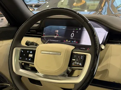 2026 لاند روفر رينج روفر اوتوبيوغرافي