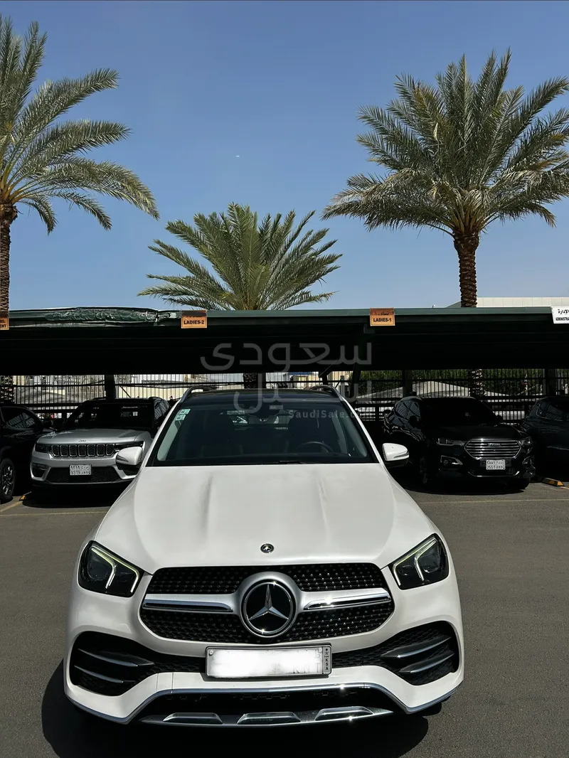 2020 مرسيدس - بنز جي إل إي 450 أي إم جي