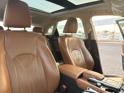 2021 لكزس أر إكس 350