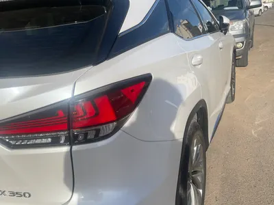 2021 لكزس أر إكس 350