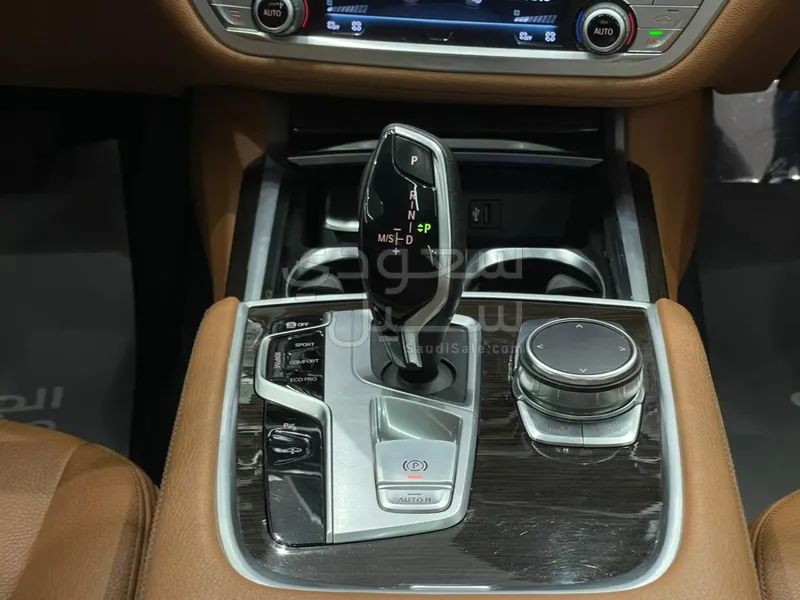 2018 بي ام دبليو الفئة السابعة 730 إل أي