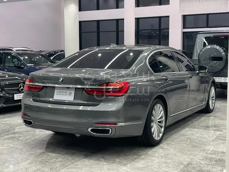 2018 بي ام دبليو الفئة السابعة 730 إل أي
