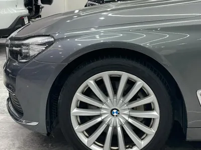 2018 بي ام دبليو الفئة السابعة 730 إل أي