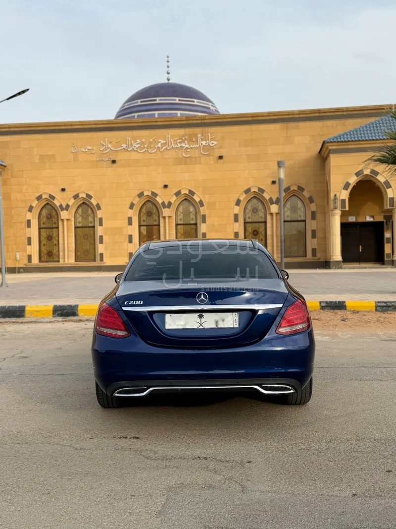 2015 مرسيدس - بنز سي 200