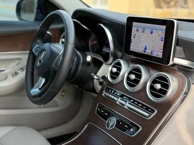 2015 مرسيدس - بنز سي 200