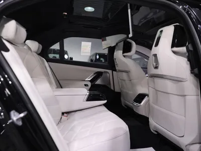 2026 بي ام دبليو الفئة السابعة 735أي