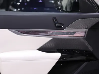 2026 بي ام دبليو الفئة السابعة 735أي