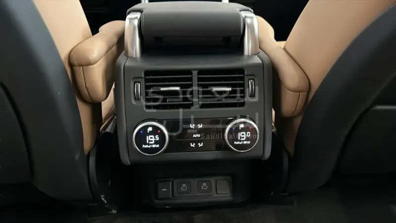 2025 لاند روفر ديسكفري