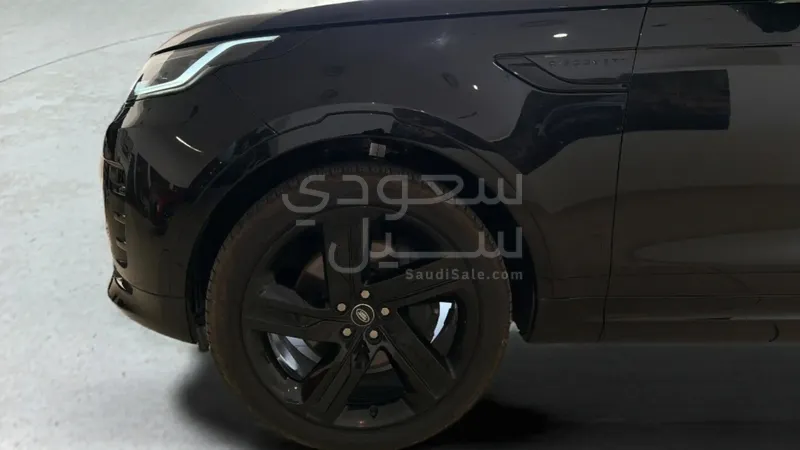 2025 لاند روفر ديسكفري