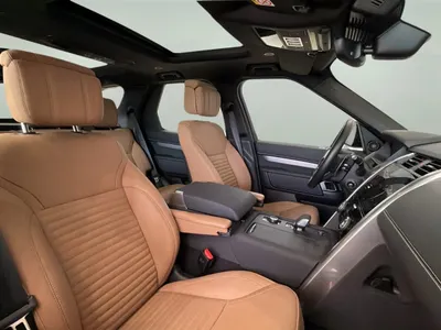 2025 لاند روفر ديسكفري