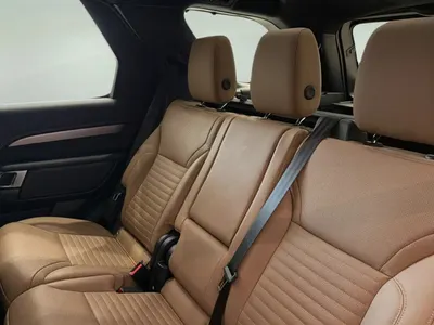 2025 لاند روفر ديسكفري