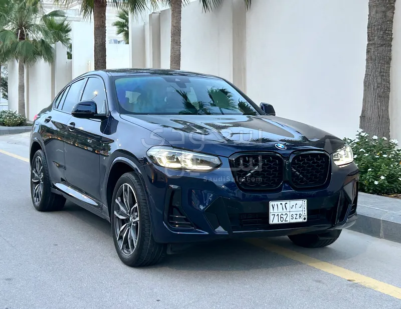 2025 بي ام دبليو الفئة اكس 4 ام كت