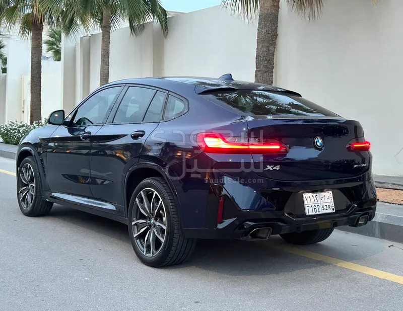 2025 بي ام دبليو الفئة اكس 4 ام كت