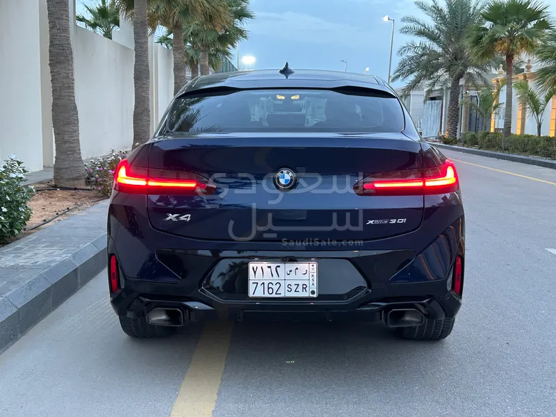 2025 بي ام دبليو الفئة اكس 4 ام كت