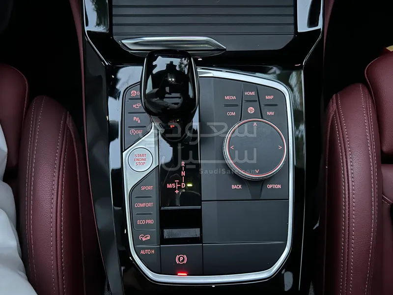 2025 بي ام دبليو الفئة اكس 4 ام كت