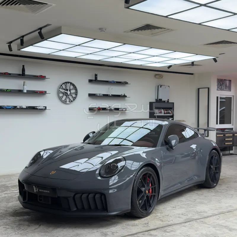 2026 بورش 911 كاريرا 4 جي تي اس