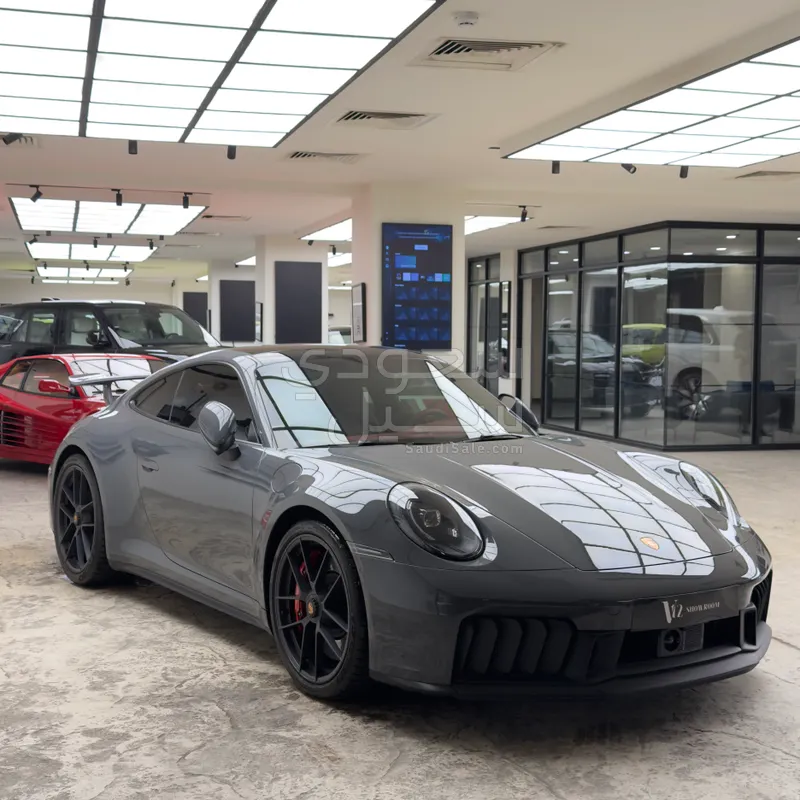 2026 بورش 911 كاريرا 4 جي تي اس